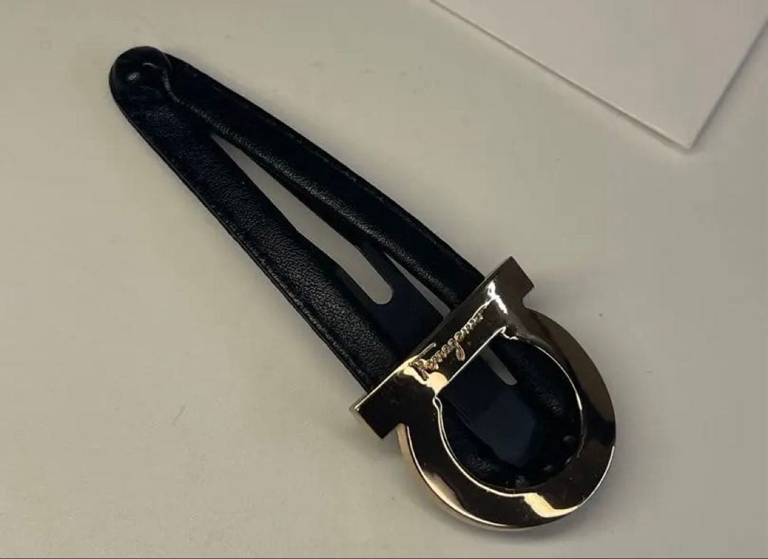 Salvatore Ferragamo フェラガモ 髪カッチン止め 髪飾り髪止め