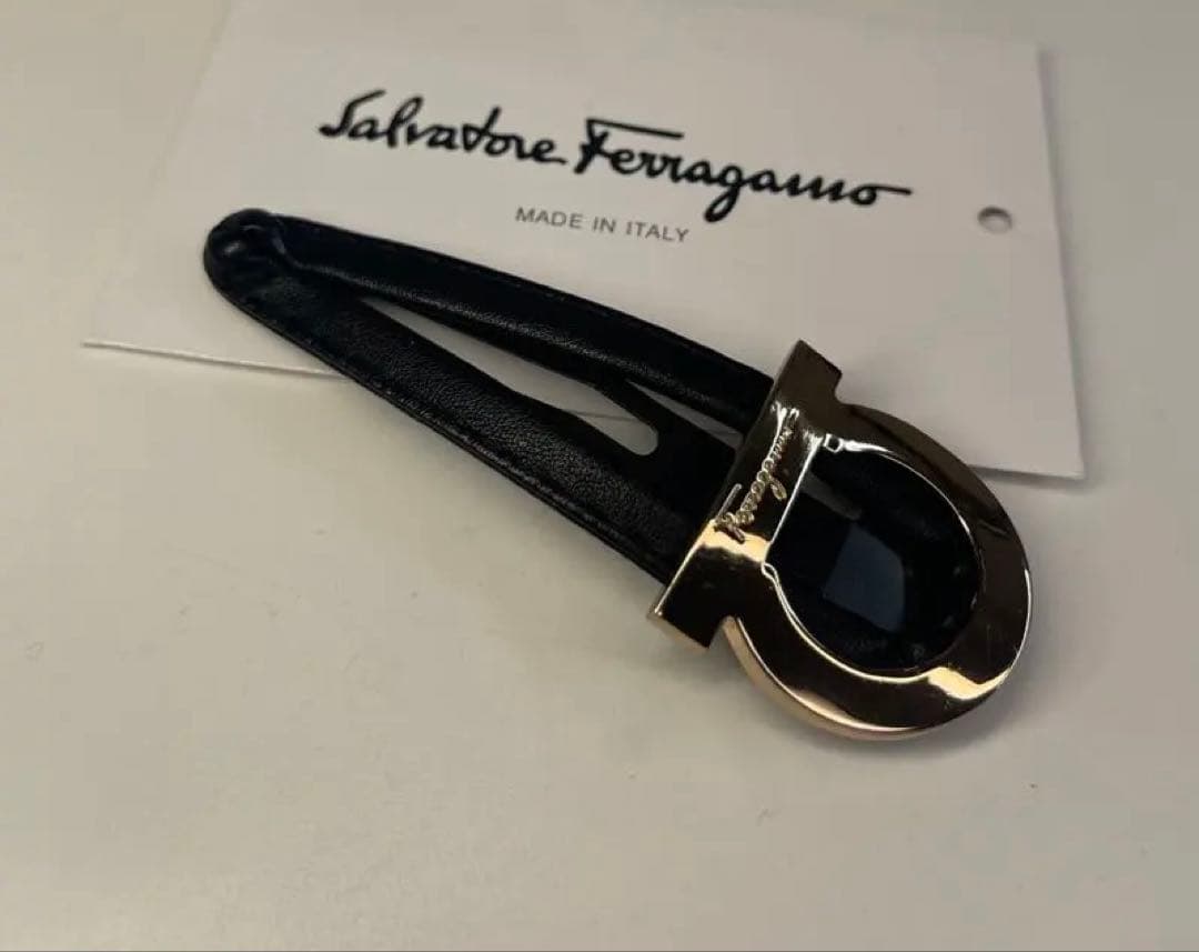 Salvatore Ferragamo フェラガモ 髪カッチン止め 髪飾り髪止め