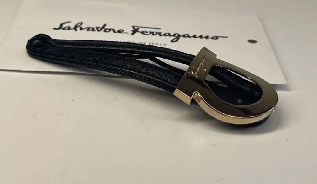 Salvatore Ferragamo フェラガモ 髪カッチン止め 髪飾り髪止め