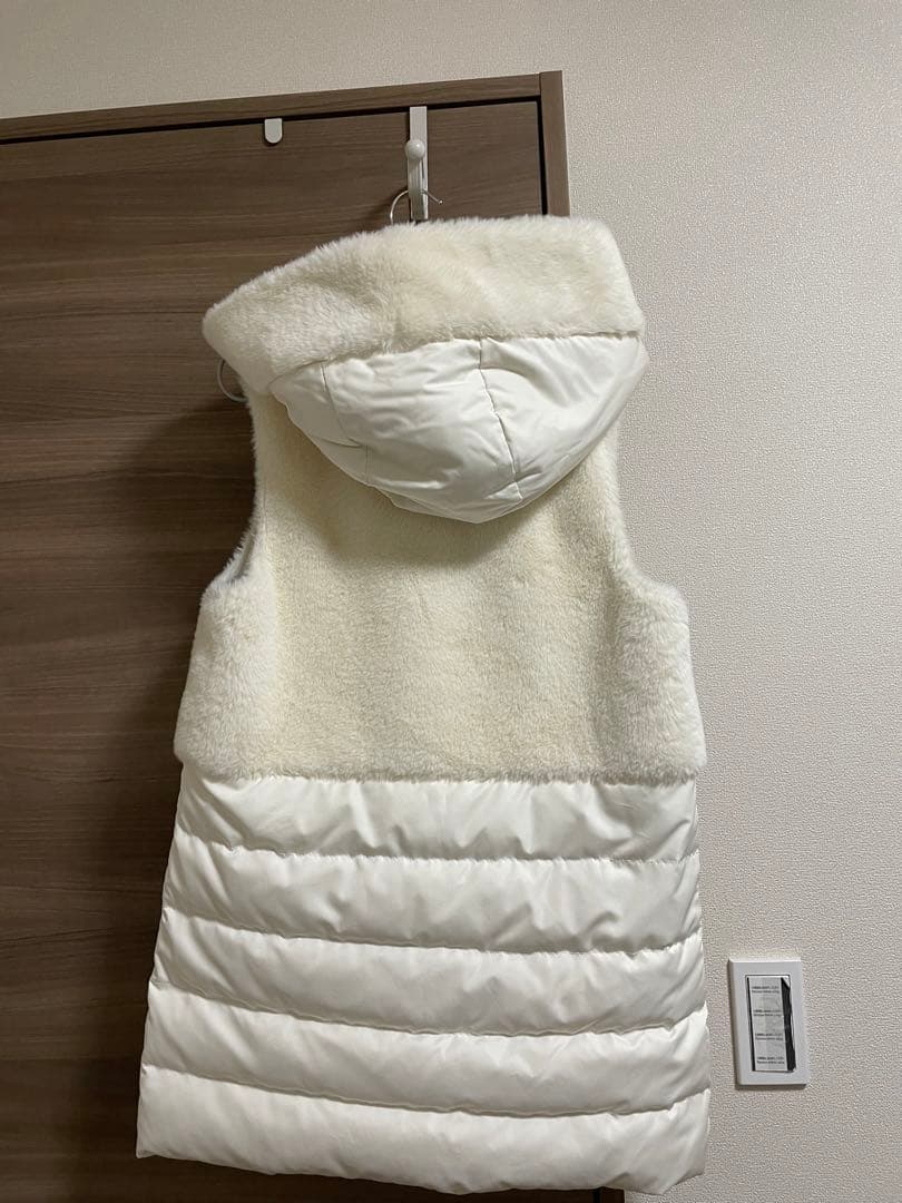 エムプルミエ M-Premier フェイクファーロングベスト