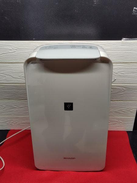 Y【中古品】SHARP 除湿機 ホワイト CV-L71-W