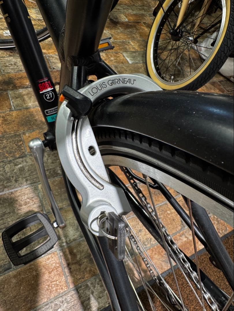 美品 Louis Garneau ルイガノ MULTIWAY 27 クロスバイク