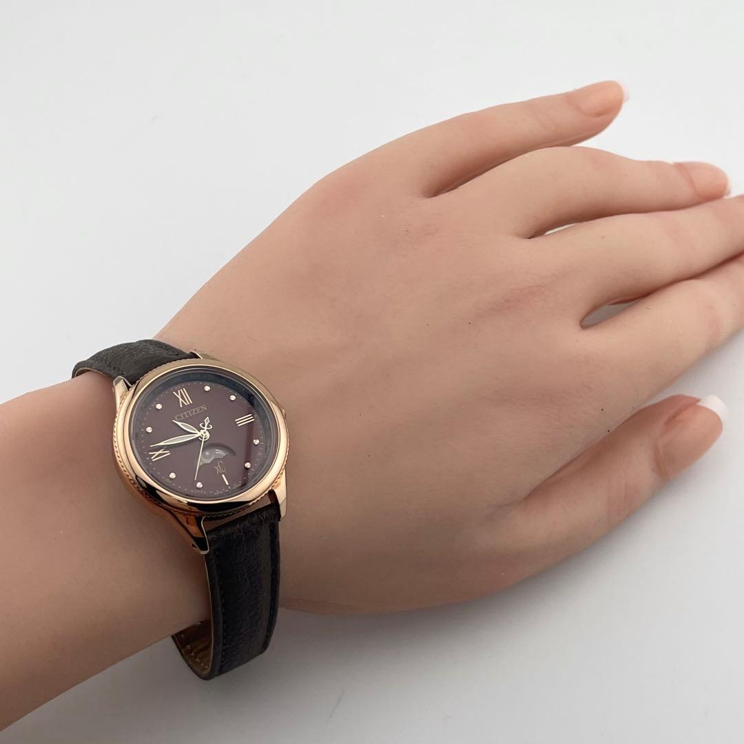 【稼働】シチズン　XC クロスシー　ムーンフェイズ　電波ソーラー　腕時計