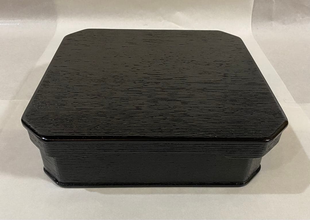 茶道具　大徳寺重　木製本漆　5個