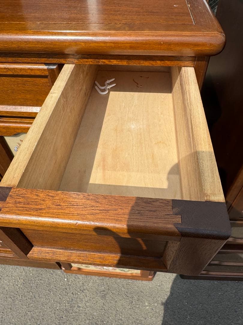 ブラウン木製チェスト 花柄装飾 5段