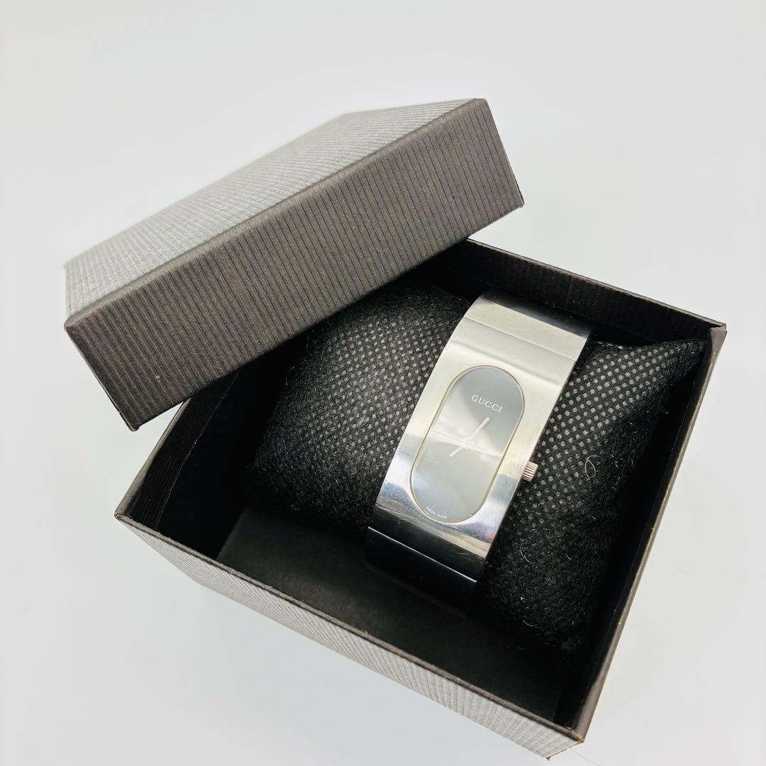 GUCCI グッチ 2400L バングルウォッチ ブラック文字盤 シルバー