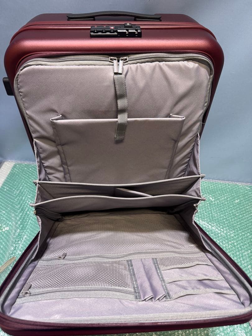 MILESTO UTILITY キャリー キャビンサイズ ストッパー付 レッド