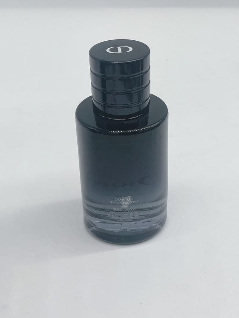 ほぼ新品 Dior ソヴァージュ 60ml オードゥ パルファン SAUVAGE