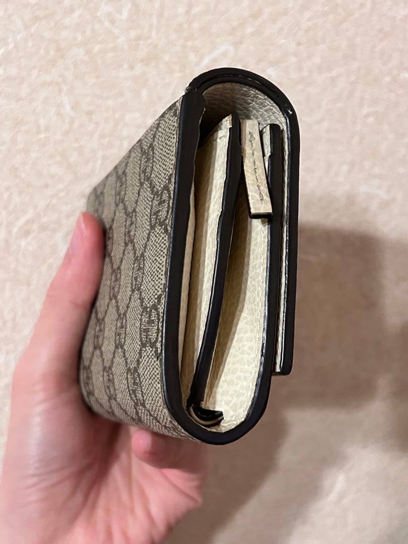 GUCCI 二つ折り財布 ホワイト/グレー