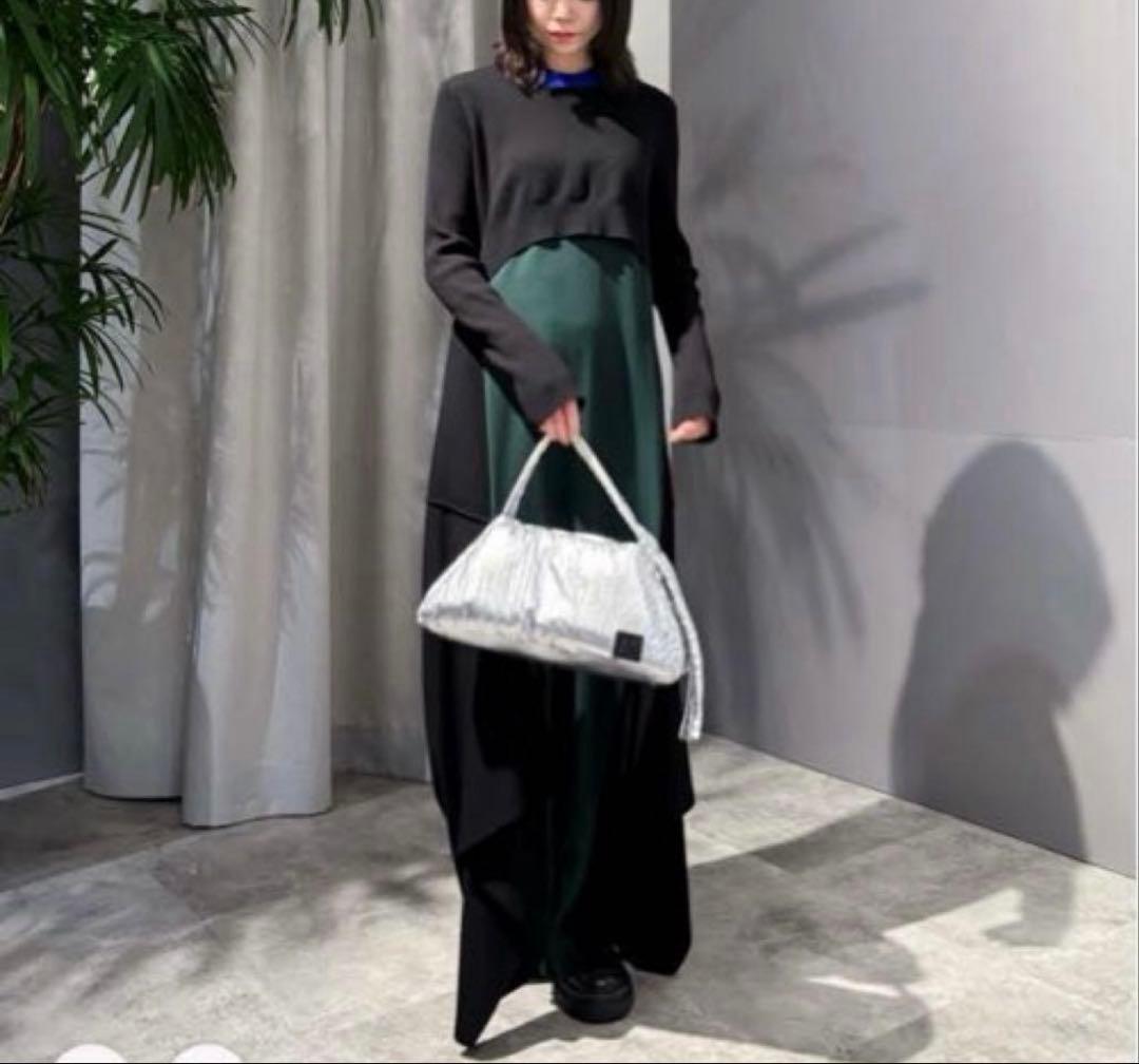 美品★ レイヤードミックスデザインニットワンピース