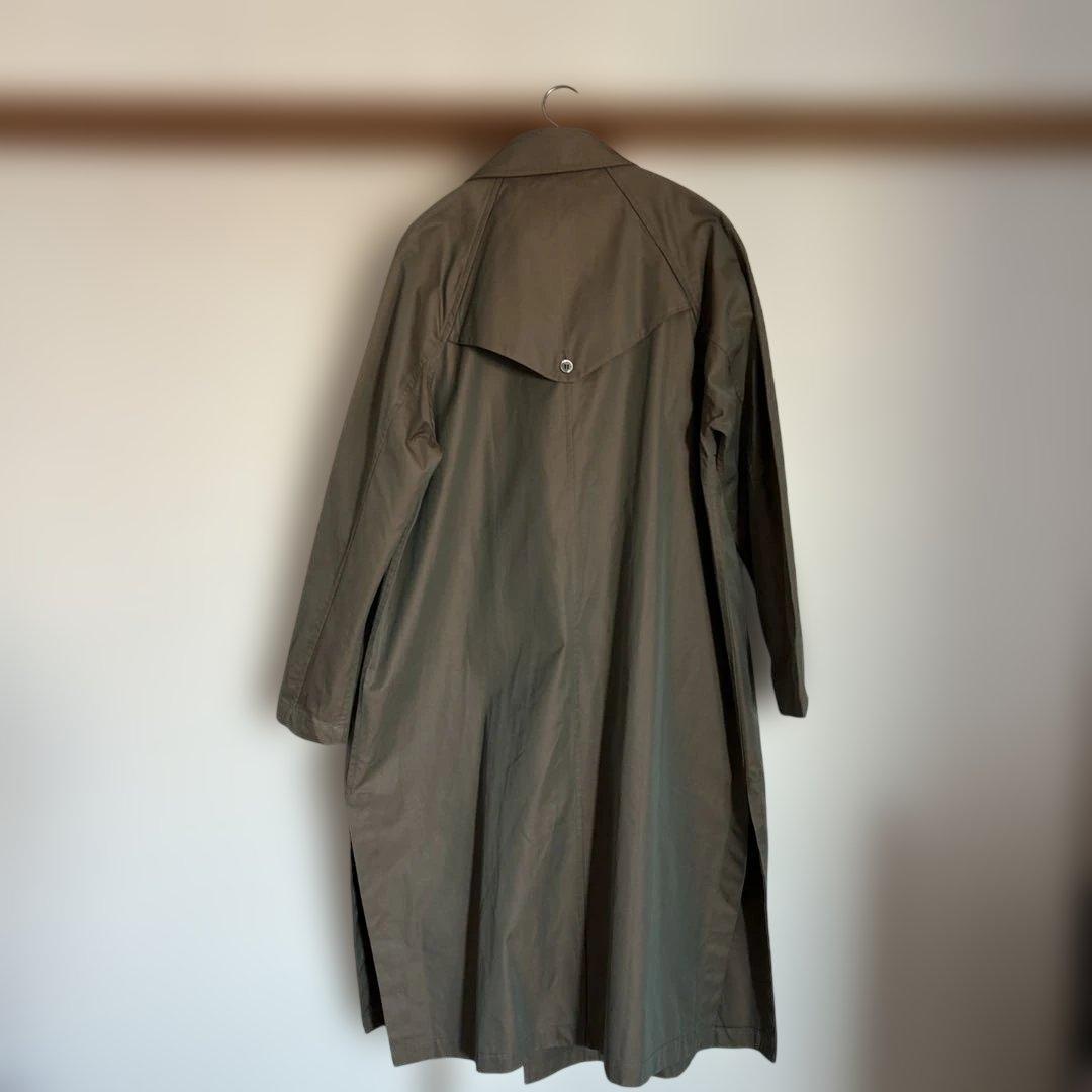 ユニバーサルティシュ　トレンチコート　美品 お値下げしました。