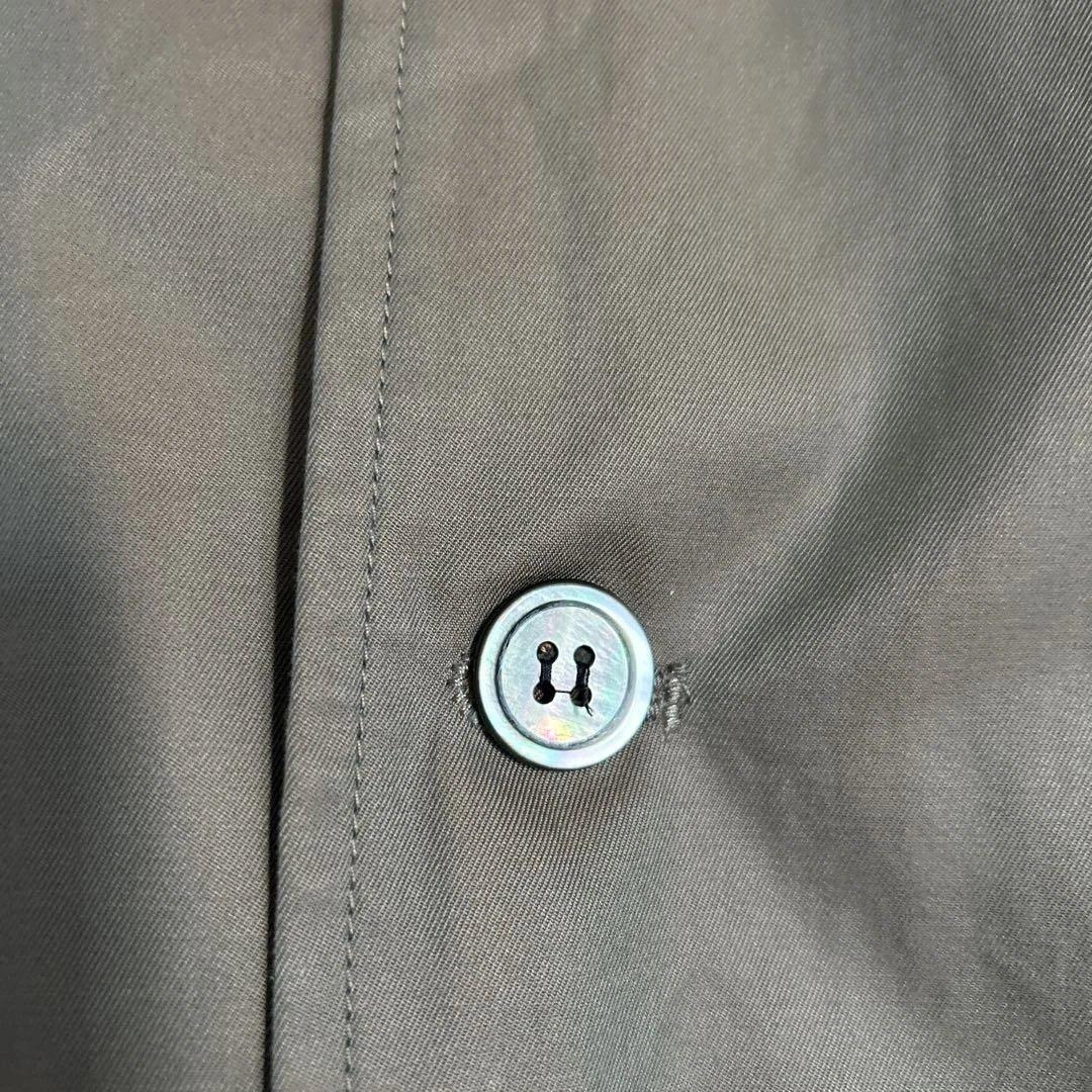 ユニバーサルティシュ　トレンチコート　美品 お値下げしました。