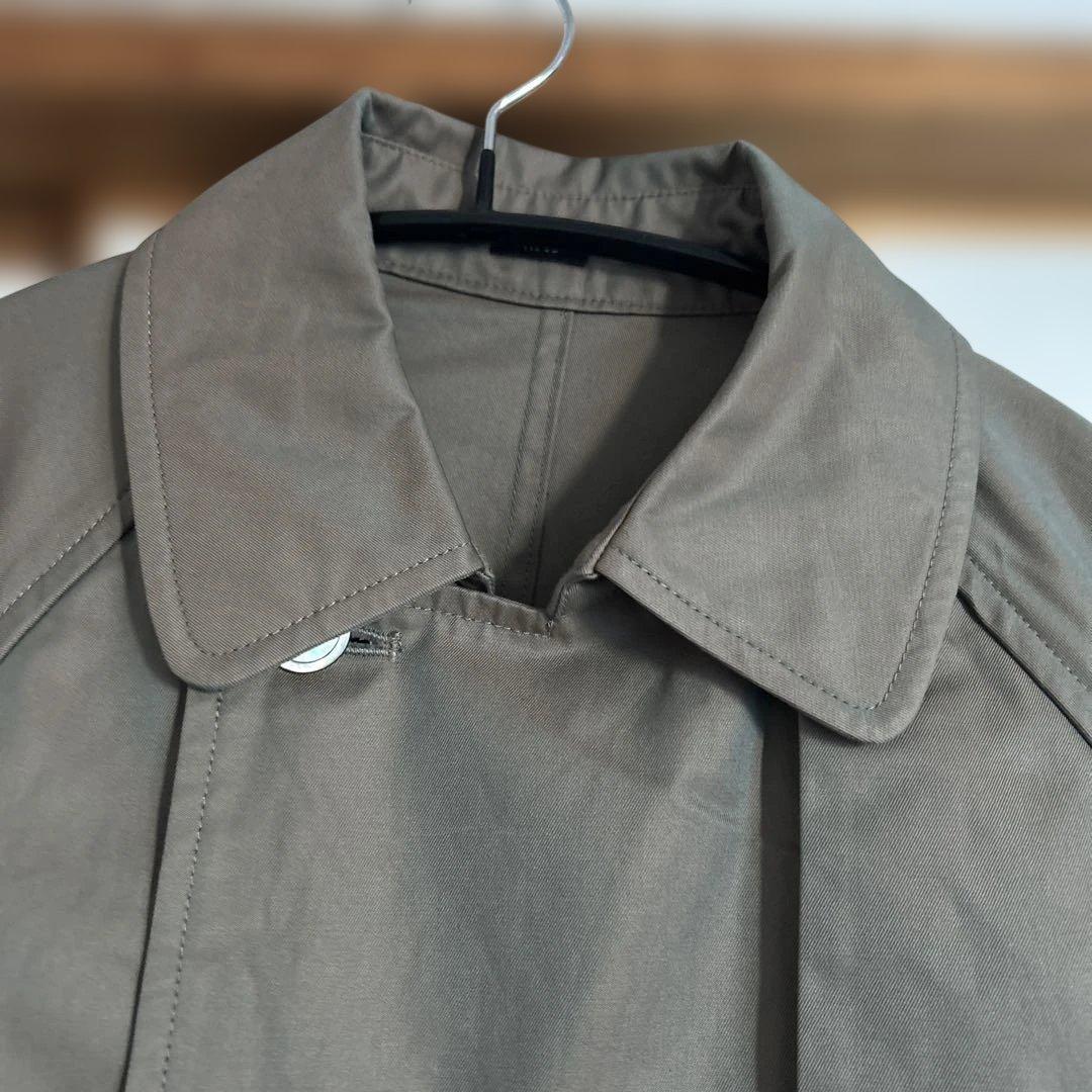 ユニバーサルティシュ　トレンチコート　美品 お値下げしました。