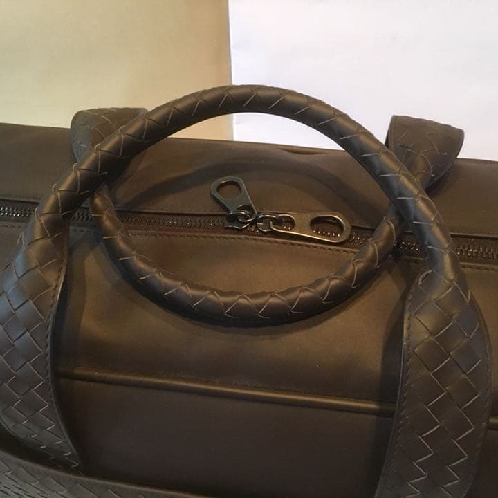 ボッテガヴェネタ 新品 バッグ ボストンバッグ 旅行バッグ PC収納 衝撃吸収