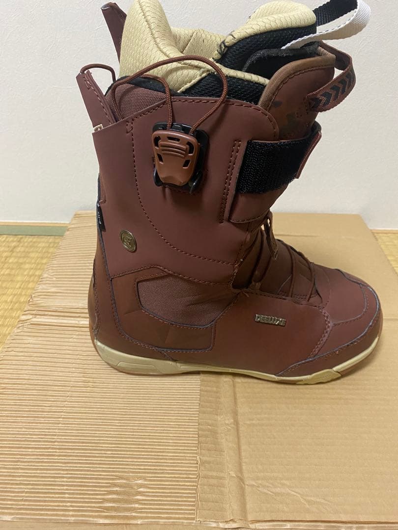 スノーボード　ブーツ　DEELUXE EMPIRE