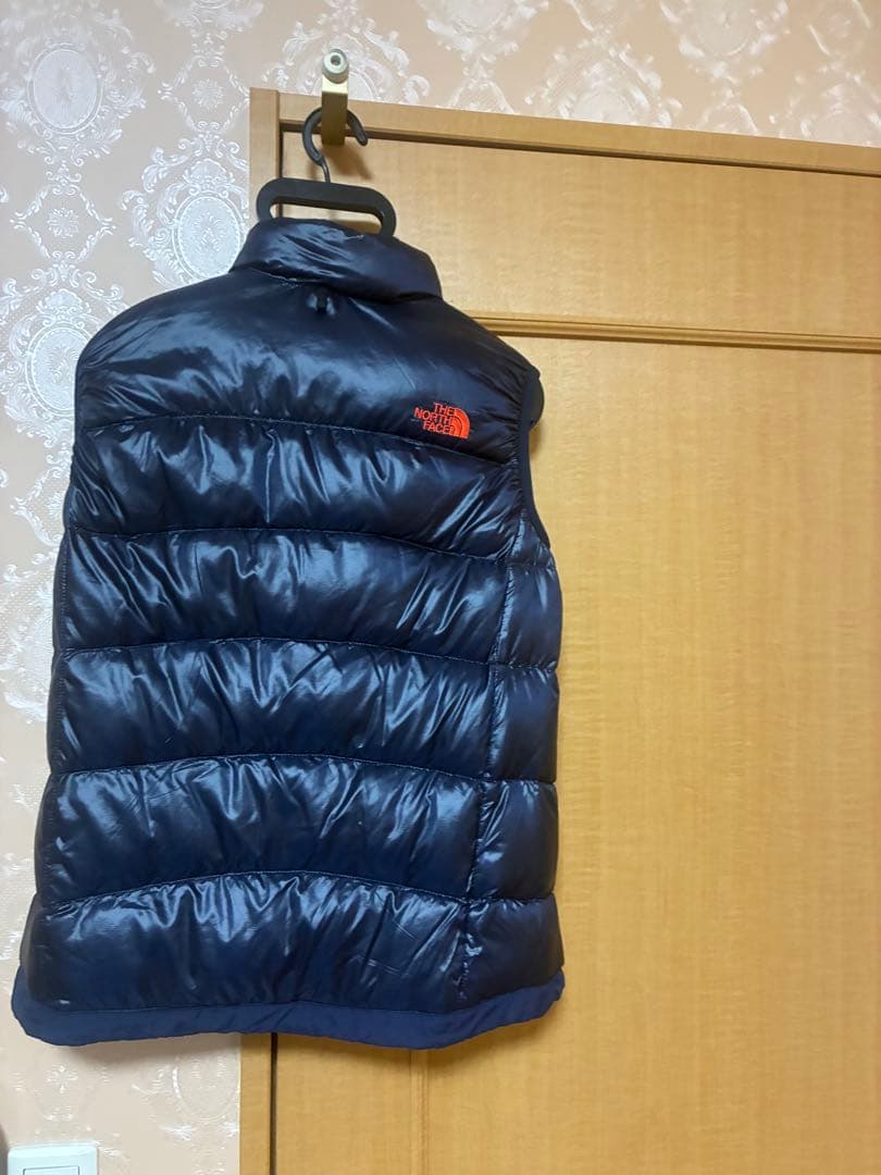 ノースフェイスダウンベスト