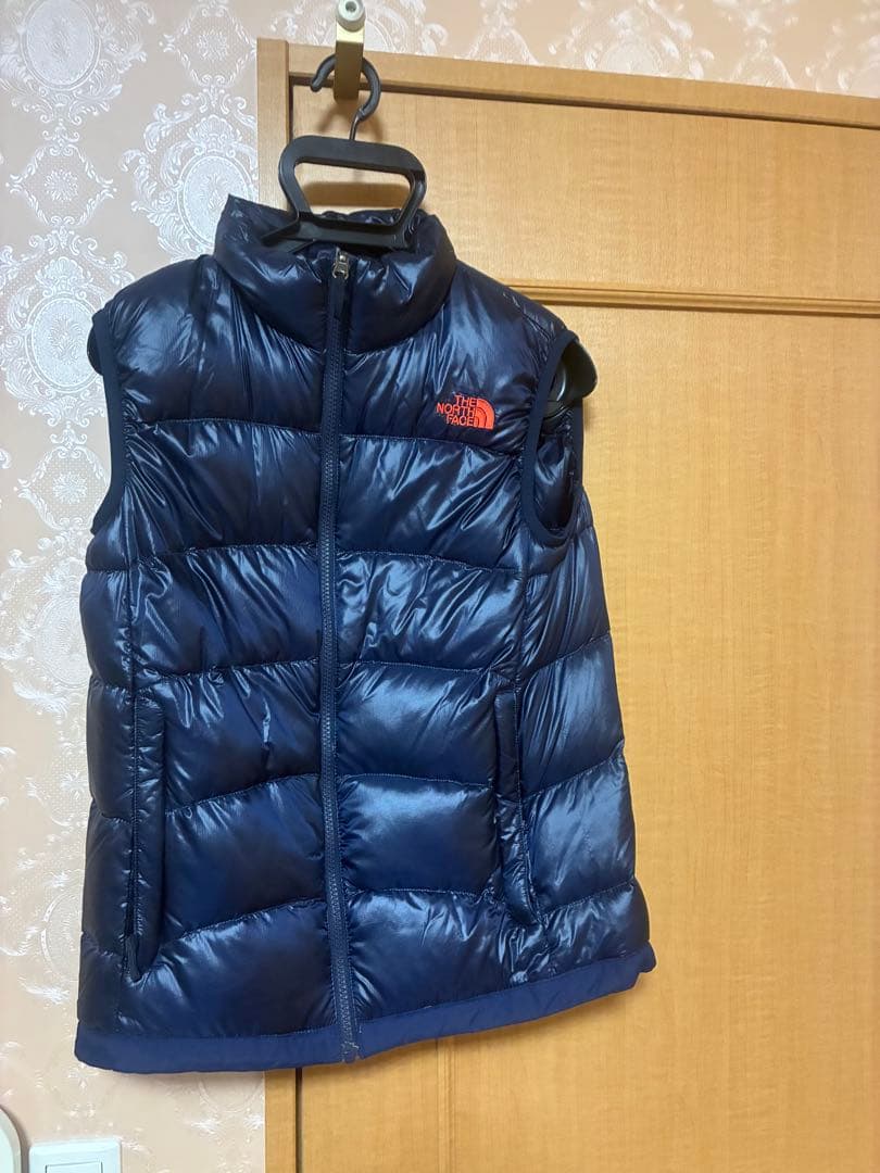 ノースフェイスダウンベスト