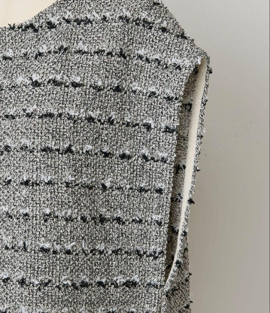 12/16までお値下げ♡【新品・タグ付き】Beardsleyのツイードポンチョ