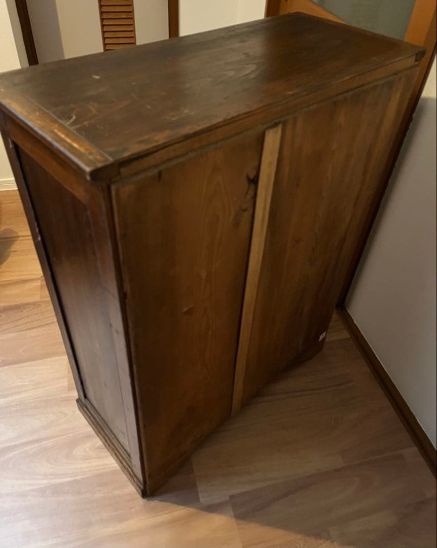 【３月末まで】［昭和レトロ］古道具　ガラス扉キャビネット