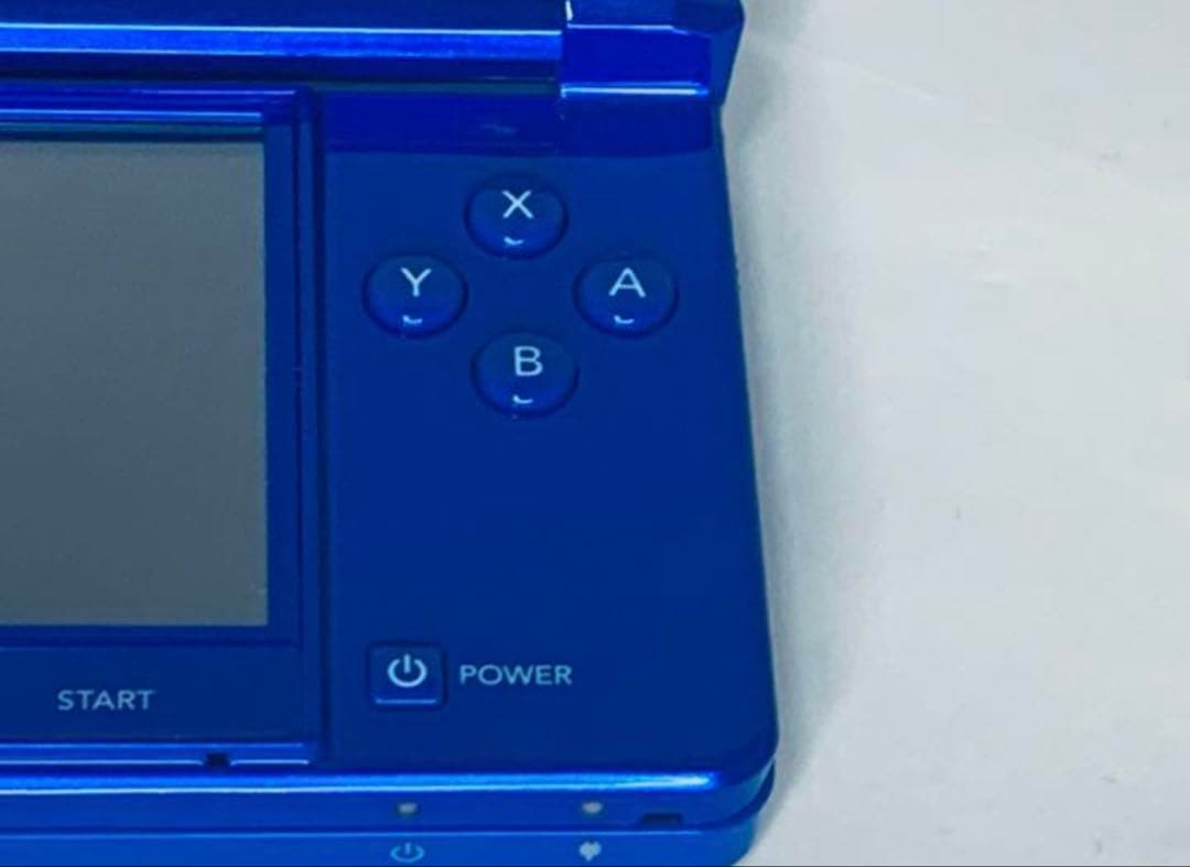 ニンテンドー3DS 本体です