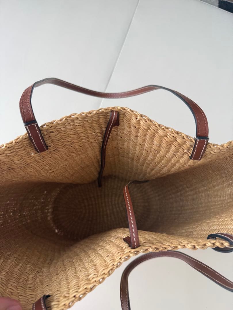 ま*ん様 LOEWE ロエベ シェルバスケットバッグ アナグラムチャーム