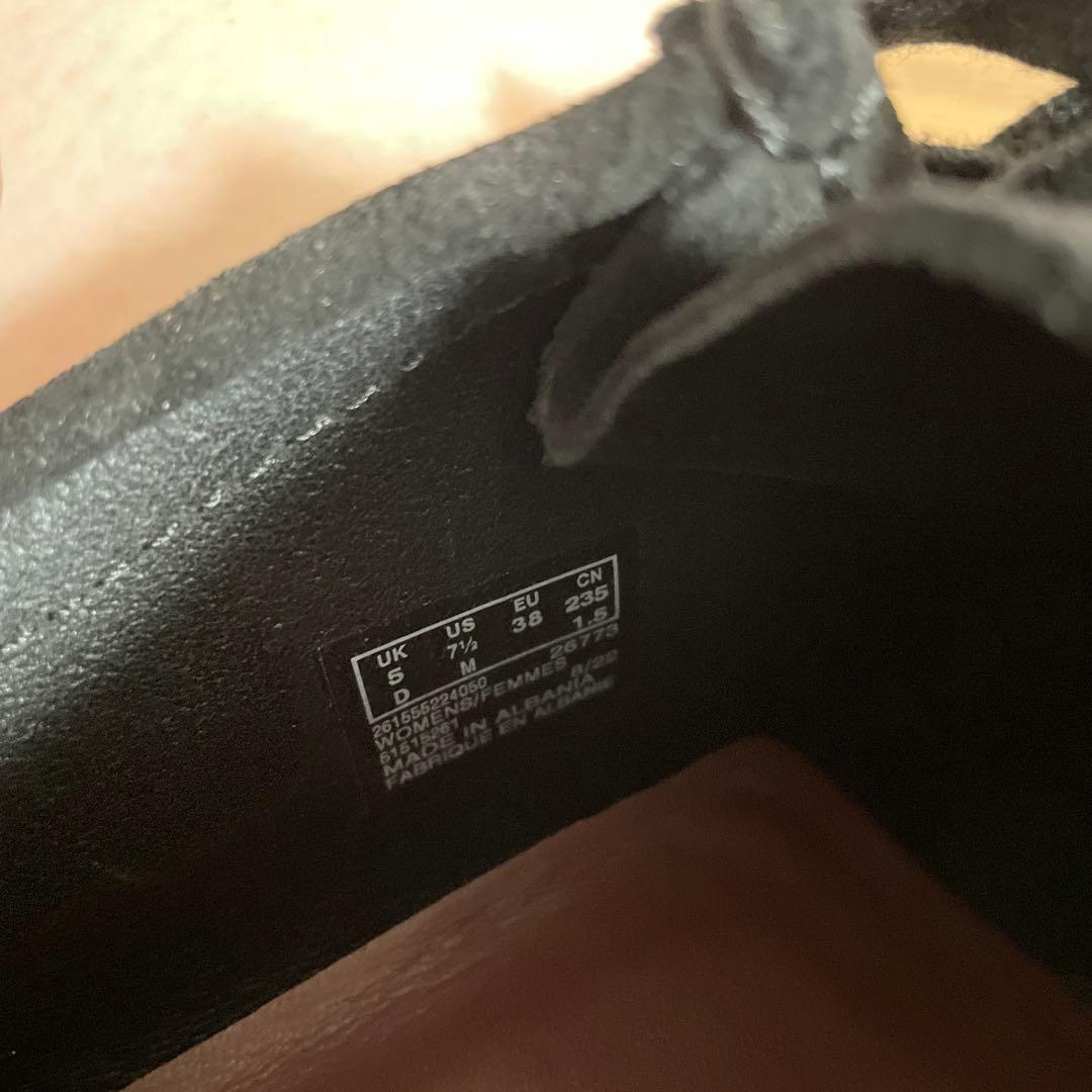 Clarks Wallabee ブラックスエード