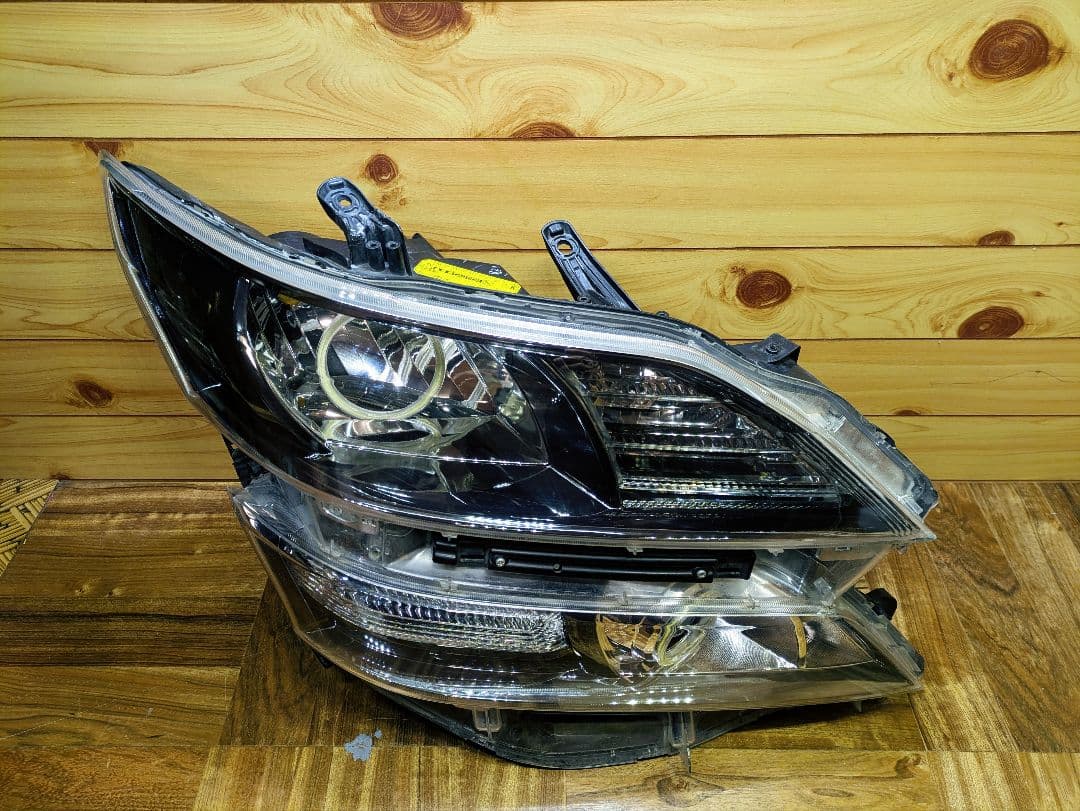 20系 ヴェルファイア 後期 イカリング ヘッドライト 黄ばみ無し