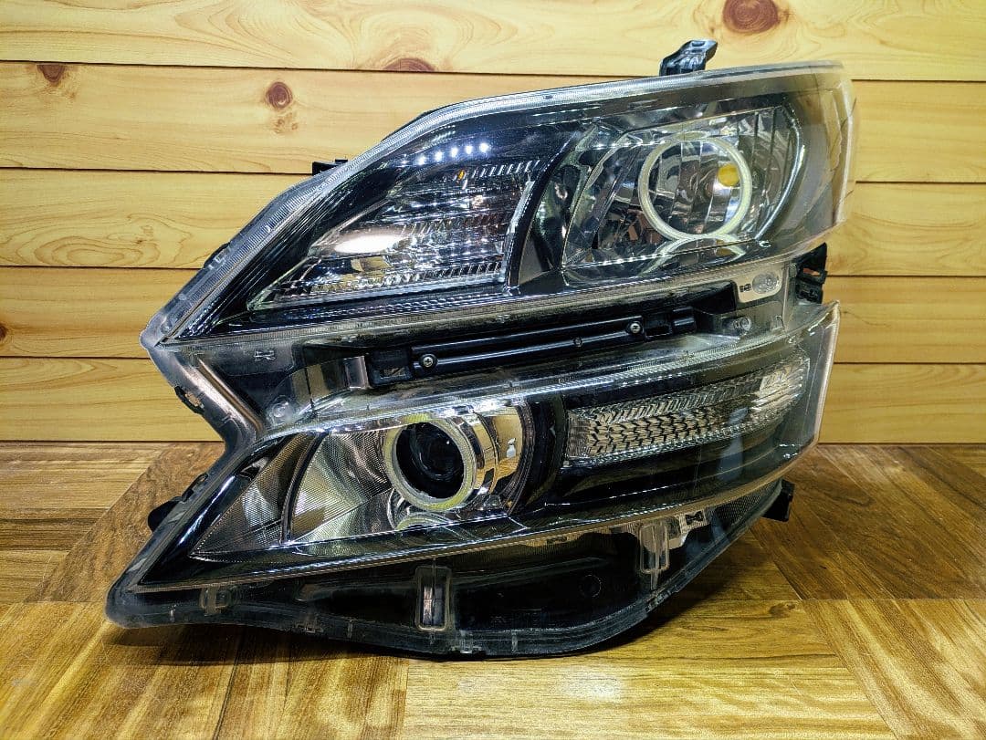 20系 ヴェルファイア 後期 イカリング ヘッドライト 黄ばみ無し