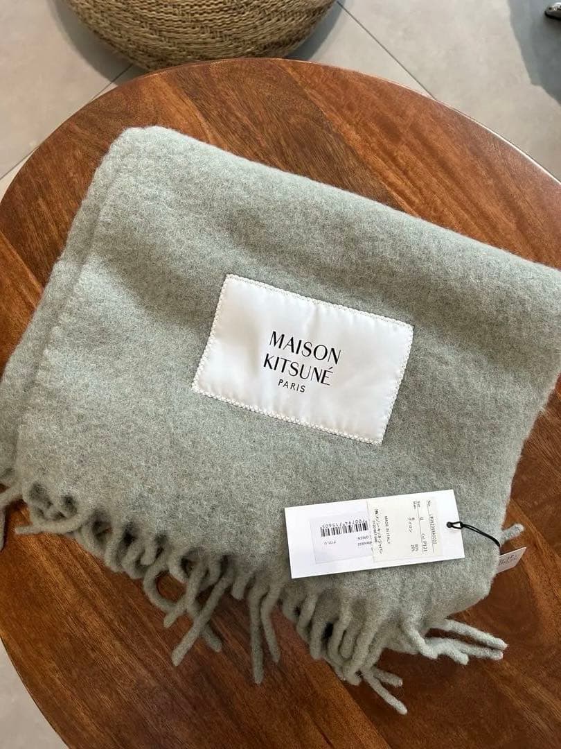 MAISON KITSUNÉ グリーン マフラー　アルパカ