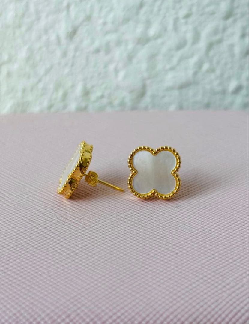 18金 K18ゴールド レディース 新品 10mm クローバーピアス