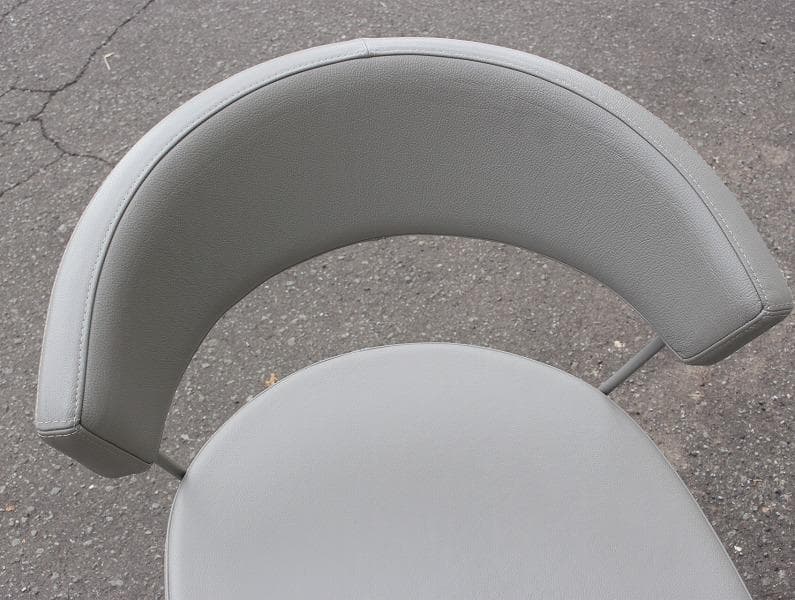 キキララカリガリス コヌビア ニューヨーク ダニングチェア