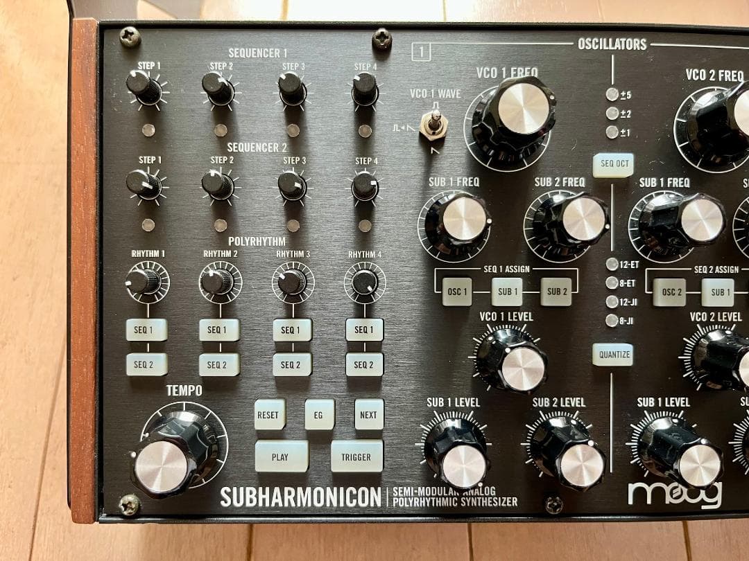 Moog Subharmonicon本体＋付属品