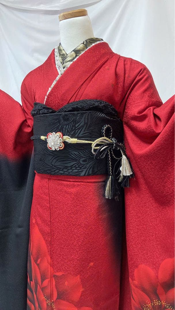 専用品赤と黒の花柄　振袖7点セット　振袖セット 成人式