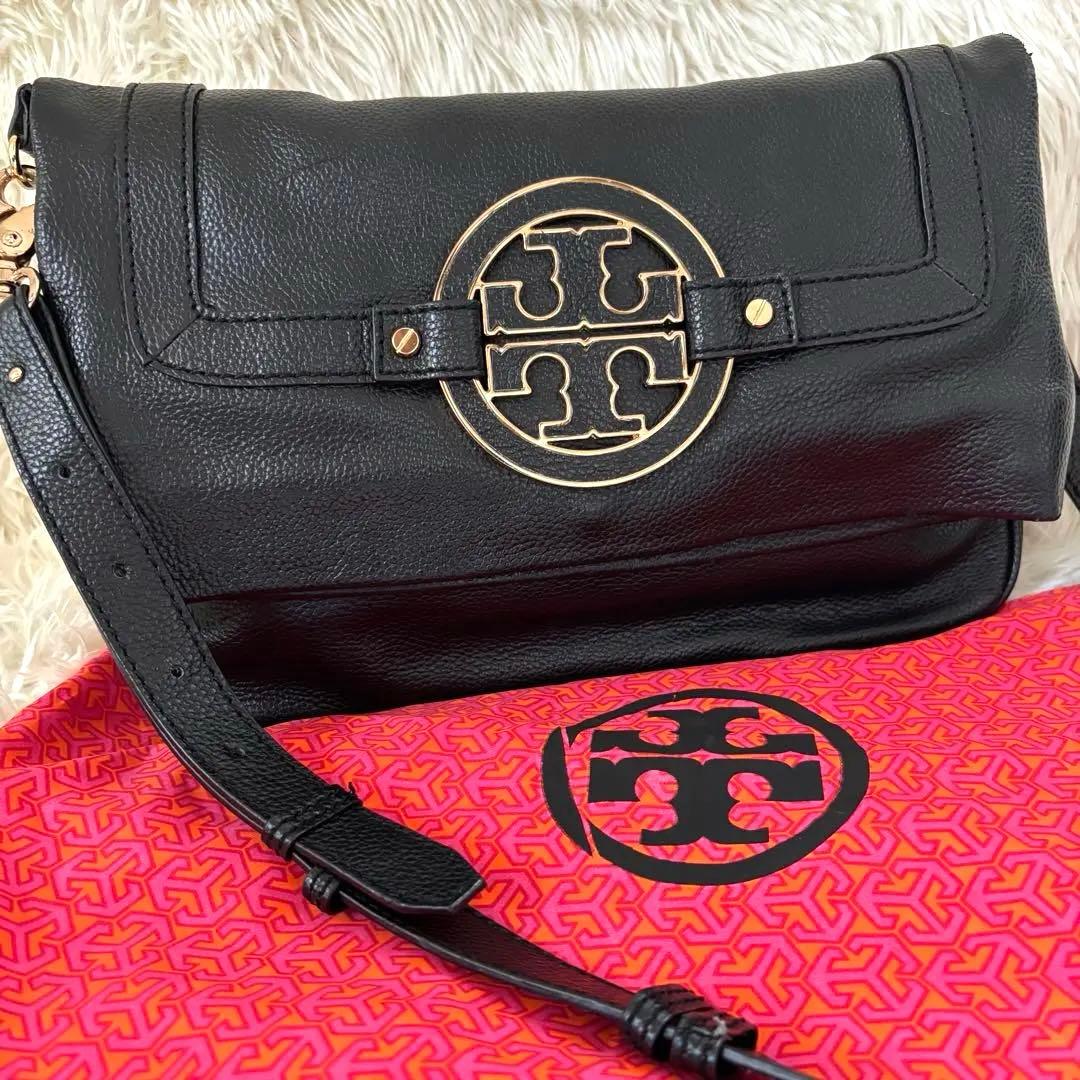 ✨トリーバーチ　デカロゴ　ショルダーバッグ　フラップ　レザー　本革　ブラック