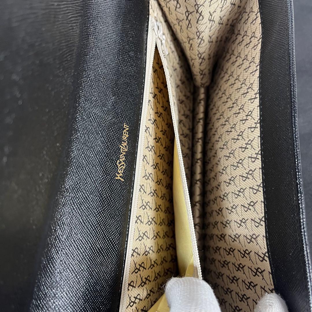 イヴサンローラン クラッチバッグ セカンド　カサンドラロゴ　サフィアーノ