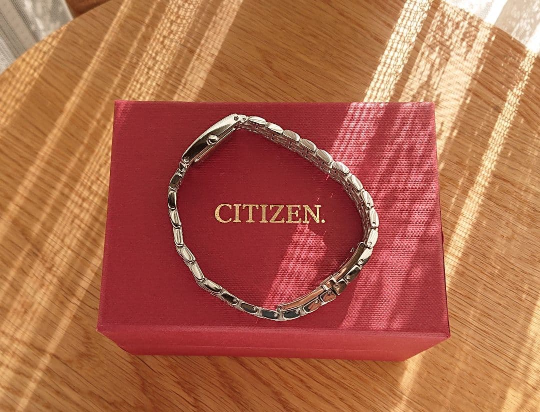 極美品☆CITIZEN シチズン レディースウォッチ エコドライブ ダイヤ