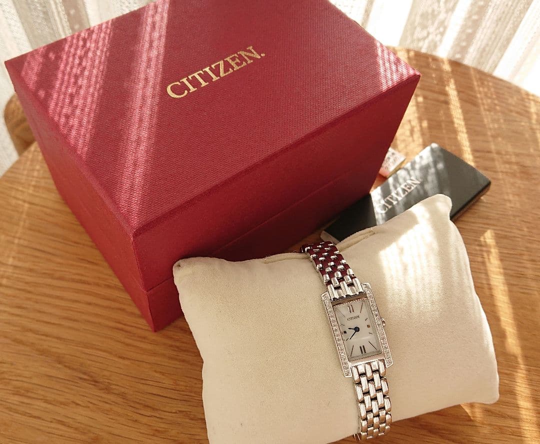 極美品☆CITIZEN シチズン レディースウォッチ エコドライブ ダイヤ