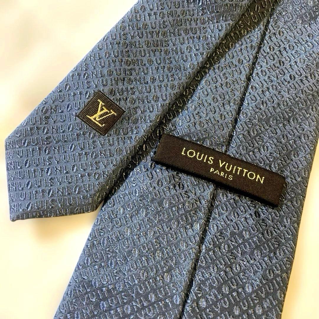 LOUIS VUITTON ネクタイ ★美品.ロゴ総柄.肉厚.イタリア製.シルク