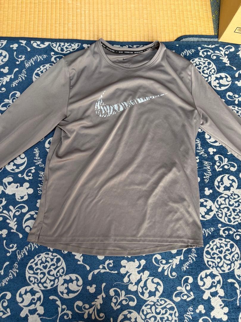 Nike Dri-FIT ランニングウェア　ヴェイパーフライ3 アルファフライ