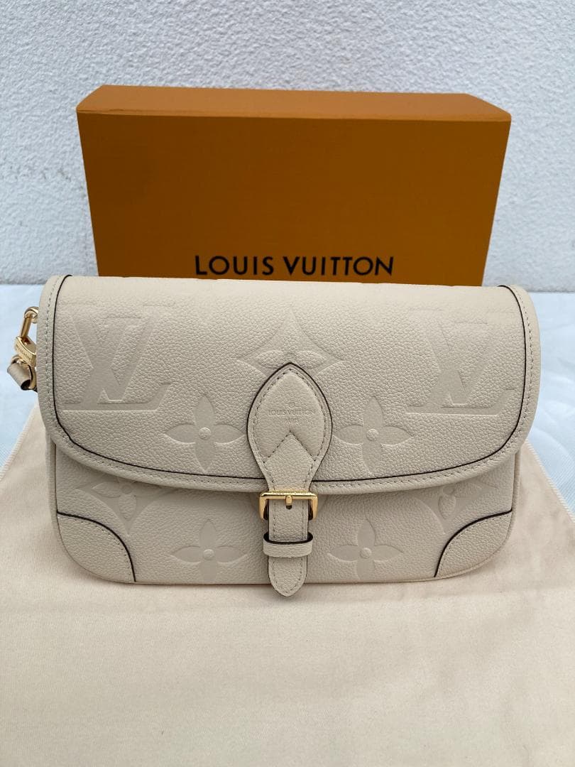 ディアヌ モノグラム アンプラント