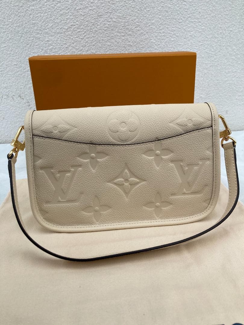 ディアヌ モノグラム アンプラント