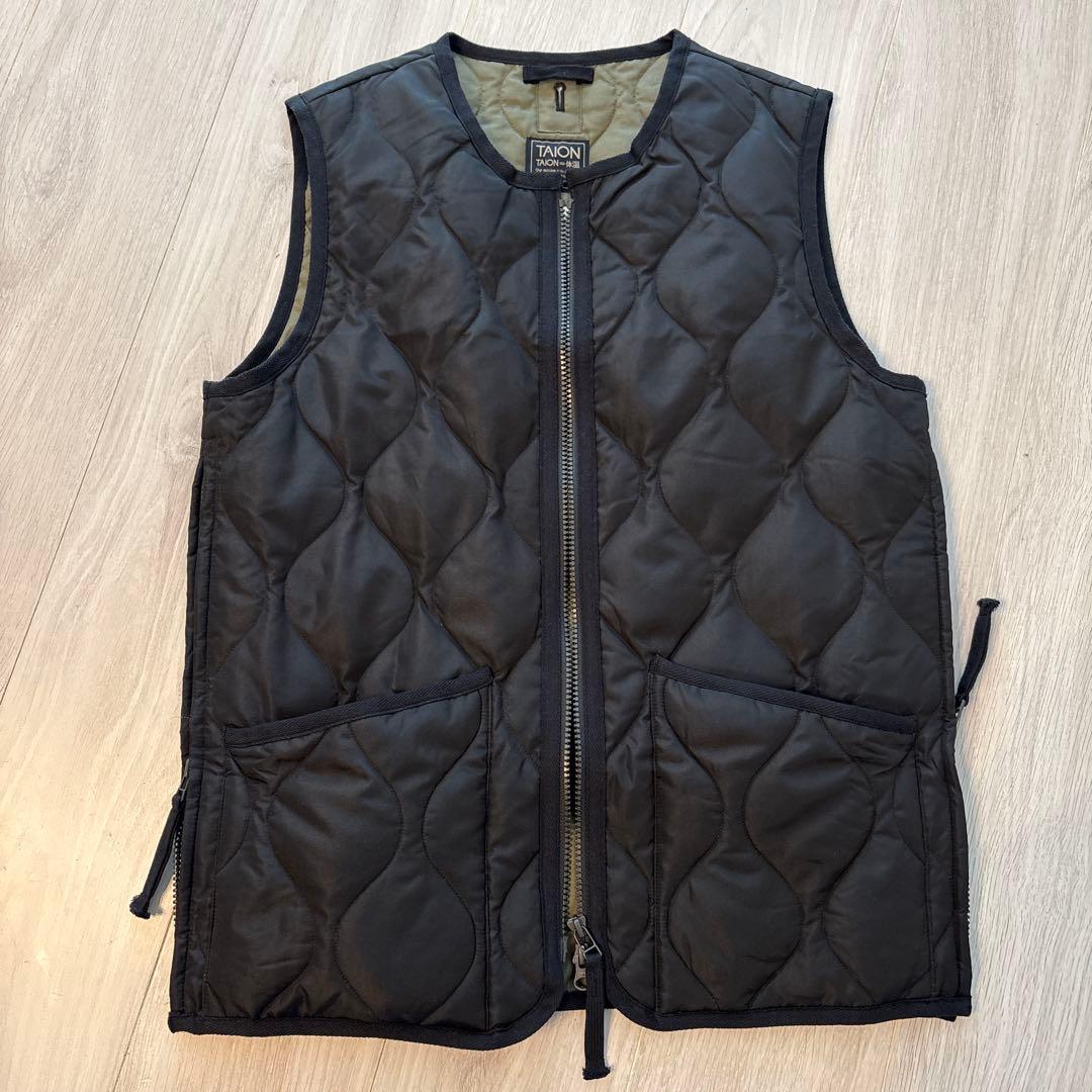 【TAION】 ミリタリー クルーネックWジップ ダウンベスト