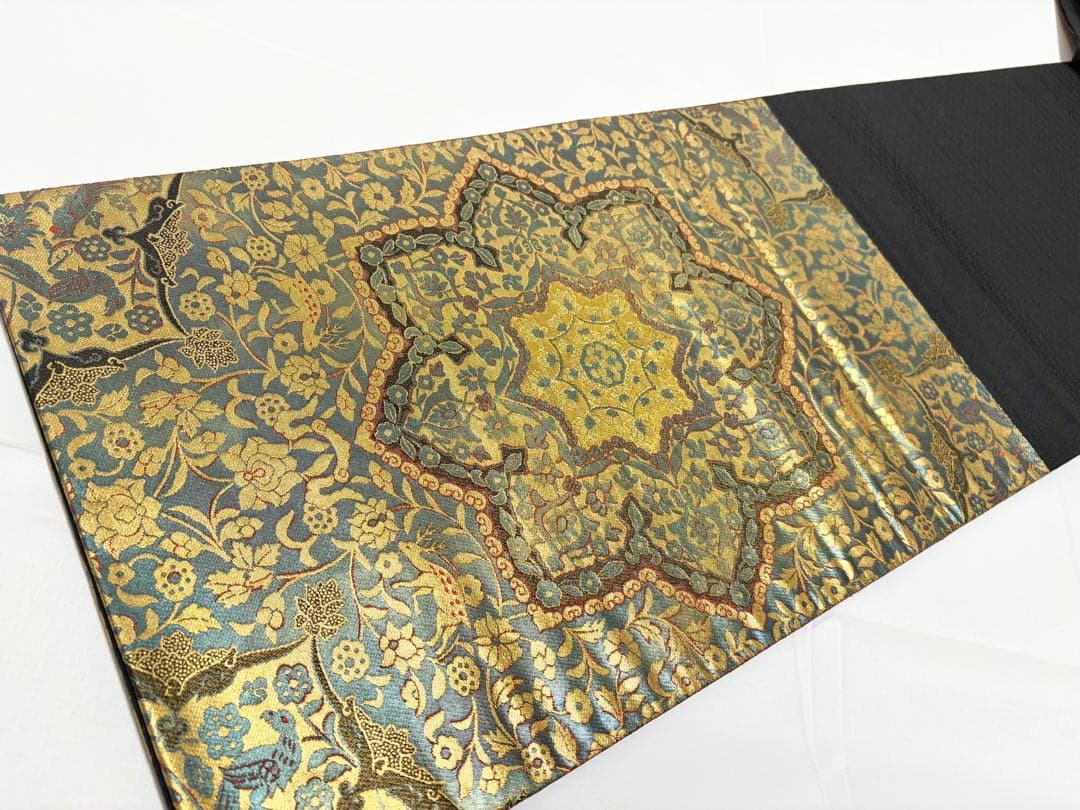 C 西陣 服部織物 本金箔 純金箔 こはく錦 イタリア更紗 唐草唐花 華文 袋帯