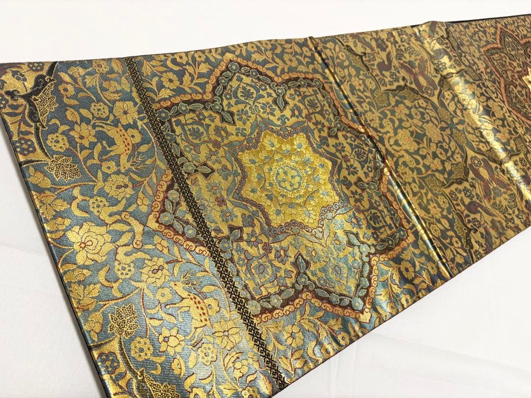 C 西陣 服部織物 本金箔 純金箔 こはく錦 イタリア更紗 唐草唐花 華文 袋帯