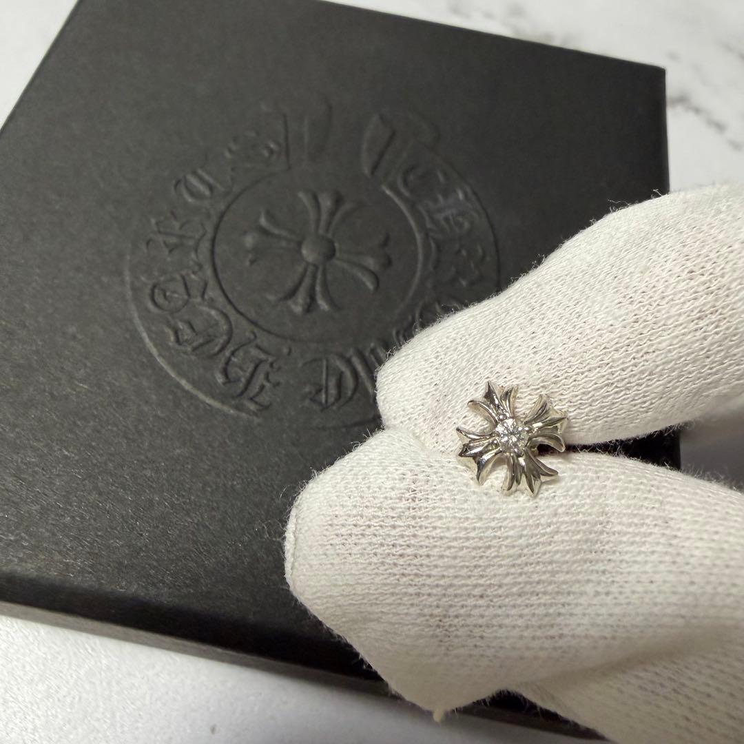 クロムハーツ CHプラススタッドピアス ダイヤモンド