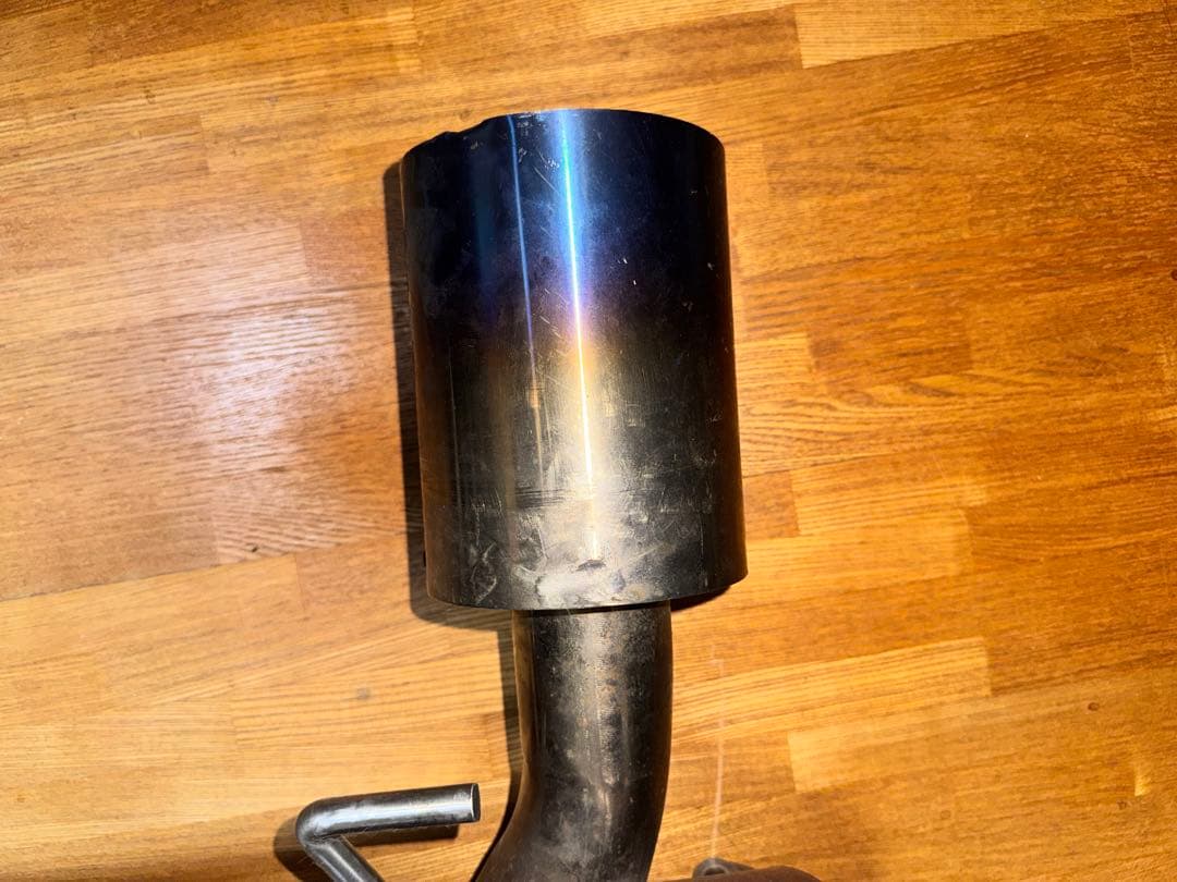 ステンレス製デュアルテールエンドマフラー