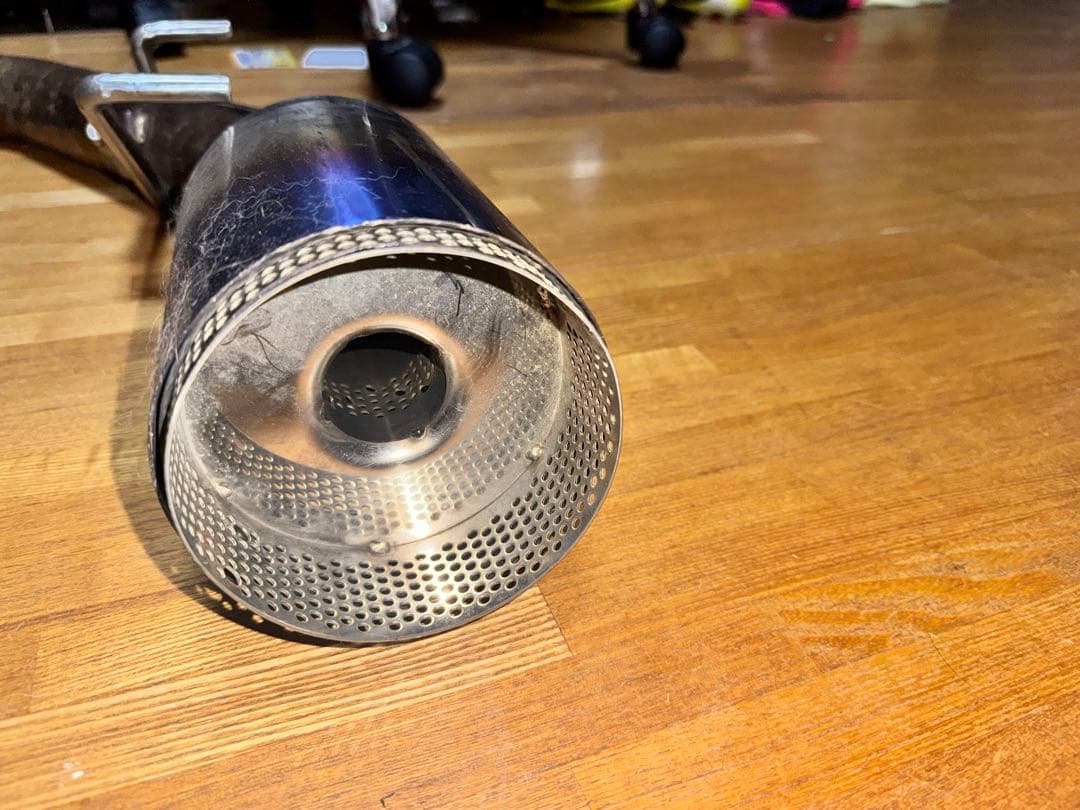 ステンレス製デュアルテールエンドマフラー