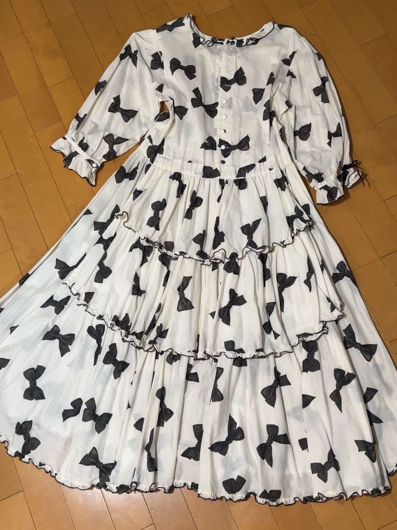 人気品　ピンクハウス　ベルベットリボン　ミディ丈ワンピース