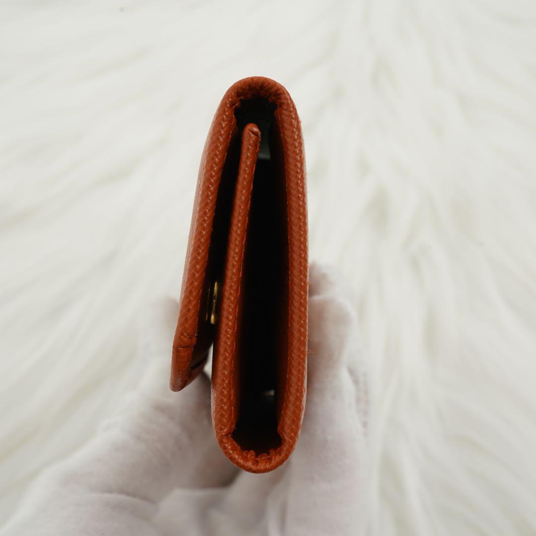 未使用級の状態　箱付き　PRADA プラダ　6連キーケース　ロゴグラム　オレンジ