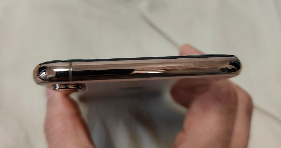 【格安】iPhone Xs Max 256GB GOLD SIMフリー